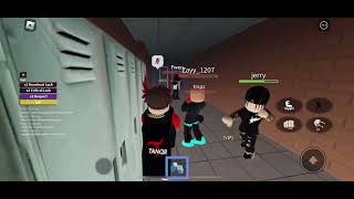 Fighting in a Roblox School until I get BEATEN UP!