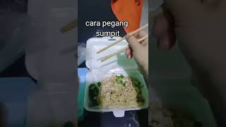 Cara Pegang Sumpit yg Baik & Benar