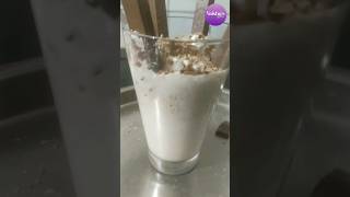 Chocolate Milk Shake in 30 seconds #chocolate #chocolatemilkshakerecipe#viral #shorts #mems