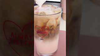 Home Cafe | Strawberry Coffee Latte 🍓🍫☕️ | Valentines Special 💗 #shorts #short #homecafe #cafe