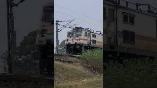 82356 Suvidha Express departing from Raghunathpur 🔥 #wap7 #indianrailways #ytshorts #bihar