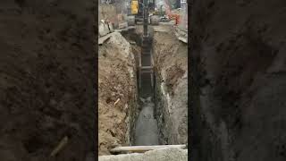 Heavy equipment life be like #construction #pipelineconstruction #shortvideo #massive