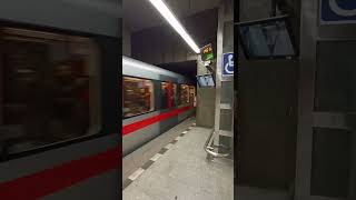 Pražské Metro Linka C Metro M1 departing Hlavní Nádraží | #railway #prague #train #metro #travel