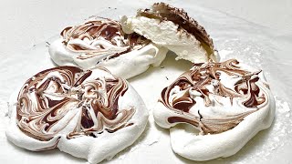 Fast and Easy Dessert! Chocolate Meringue or mini Pavlova cake!