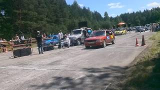 VW Golf vs Pejo 205