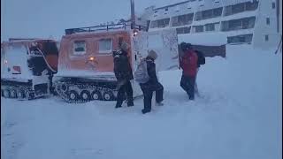 Dos personas varadas por la nieve en Penitentes fueron asistidas por los gendarmes