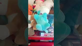 выигрываем в автомате #arcade #cat #clawmachine #trending #аппаратхватайка #автоматхватайка #кошка