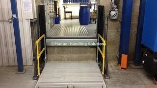 Bay Lift, Baylift, Goods Lift, Tailgate Lifts, Fold up Platform Lift, Short Rise Goods Lift, UK