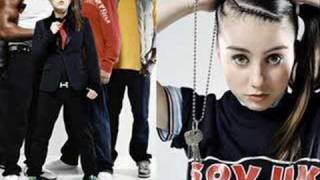 lady sovereign VS jentina sad ass strippa'