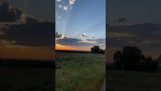 Beautiful summer sunset🔥Красочный закат в поле