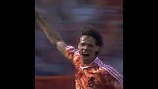 Muchos de nosotros no lo vimos pero yo aquí les dejo el prime de Marco Van Basten