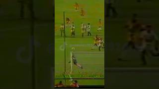 Atajada de Juan Carlos Zubczuck frente a Barcelona de Guayaquil por la Copa Libertadores de 1994 🧤