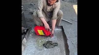 Ingenious Afghna Mechanic Rebuilds Differential Gear with Basic Tools