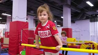 Как проходит групповая тренировка по гимнастике 3-5 лет