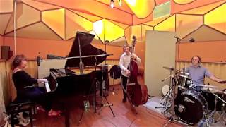 Laura Fedele trio - The man who lives next door