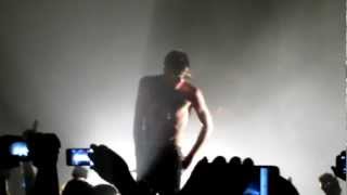 YELAWOLF - Let's Go + Medley ( Live La Cigale 2012 )