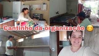 não esperava por isso |temos até pratileira 😁 lavanderia ficando pronta| colhemos umas...