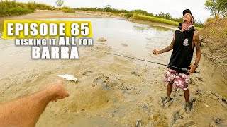 Chasing BARRAMUNDI on foot in CROCODILE COUNTRY. Fishing remote Australia