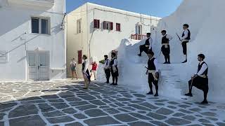 One Minute Tours: Mykonos, Greece. Watching the Filming of a Movie