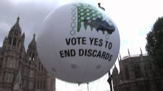 Hugh Fearnley Whittingstall at Westminster Campaigning to MPs to 'Vote yes to end discards'