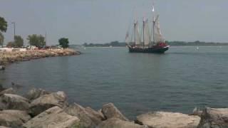 Ships Toronto Harbour