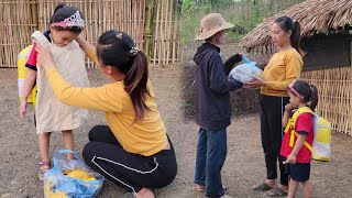 17-Year-Old Single Mother: Harvest wild vegetables for sale and mysterious person has appeared