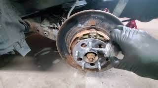 Toyota Sienna Rear Brakes Replacement