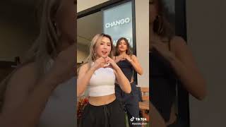 JESSIE SHEN E MALU DANÇANDO: BOTA A SHARP E TIRA A ROUPA | TIKTOK