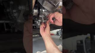 How to install Porsche 915 transaxle omega spring.