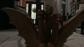 Godzilla vs king Ghidorah