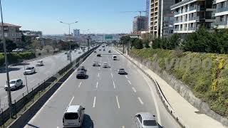 yol, trafik, araçlar, ana yol, otoban, istanbul, e5, acıbadem, otobüs, durak, yolcu, ysv ys 4k 2437