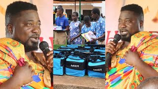 Nana Kwaku Appiah Kobi Donates 50,000 Books, School Items To Kwahu Aduamoah Students