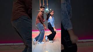 Tu Aage Aage Chale hai #dance #dancer #dancechallenge #dancers #dancehall #dancevideo #dancelife