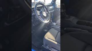 2022 Jeep Gladiator: Interior