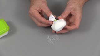 The Cornstarch Pouch and How it is Used in Creating Sugar Flowers