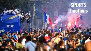 Passage du Bus Equipe de France sur les Champs-Elysées - Coupe du Monde 2018