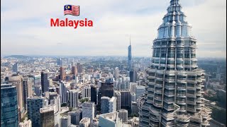 KLCC Petronas Twin Towers Skyscrapers Kuala Lumpur Malaysia. 馬來西亞吉隆坡摩天高樓雙子塔。