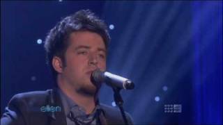 Lee DeWyze- 2010 A Idol sang (Ellen)