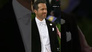 The way they look ar each other😍🥰 #ryanreynolds #blakelively #shorts #shortvideo #youtubeshorts