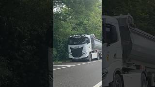 IVECO S WAY transport SN PERREZ