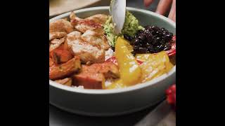 Marinated Chicken, Avocado, Sweet Potato and Herbes de Provence Bowl | Recipe | EN