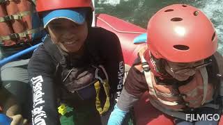 Rafting pengembaraan mahasiswa Telkom X-WASI di sungai elo