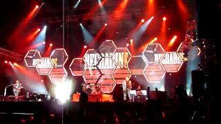 Muse - Uprising, Frequency 2010