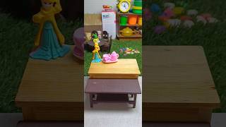 Tiny kitchen set🍽🫙🍶 #mini #tinykitchen #minifoodhutpk #shorts #shortsfeed