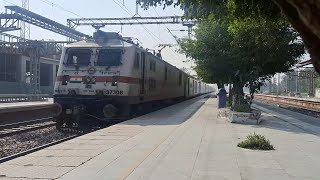 130 KMPH Highest Speed Trains Videos: The Power Behind Diesel Engines WAG9