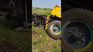 Tractor trolley palti 😰😱John Deere tractor accident 😱 Tractor palti on roadside/