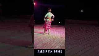 Soothing enough! #girldance #maldivesdiaries #cultural #instrumental