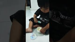 Titip moment | Cuman Suka aja makan es krim #diaz #moments #bayilucu