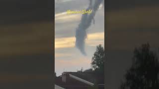 Tornado in Bologna, Tromba d'aria  🇮🇹 🌪  #italy #shorts #viral #tornado #paura