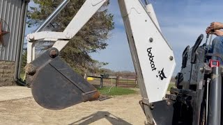 Using Backhoe 811 Mounting Hooks for Bobcat 709 Backhoe on an 863 Bobcat | Belted Galloway Homestead